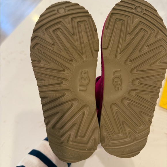 Ugg kids Boots - Picture 8 of 8